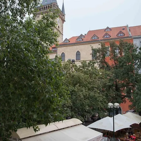 Oldtown Square Cape